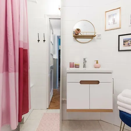 Wawelove Royal Spacious 2 Bedroom Apt 1 Min To Main Sq! Lägenhet Kraków